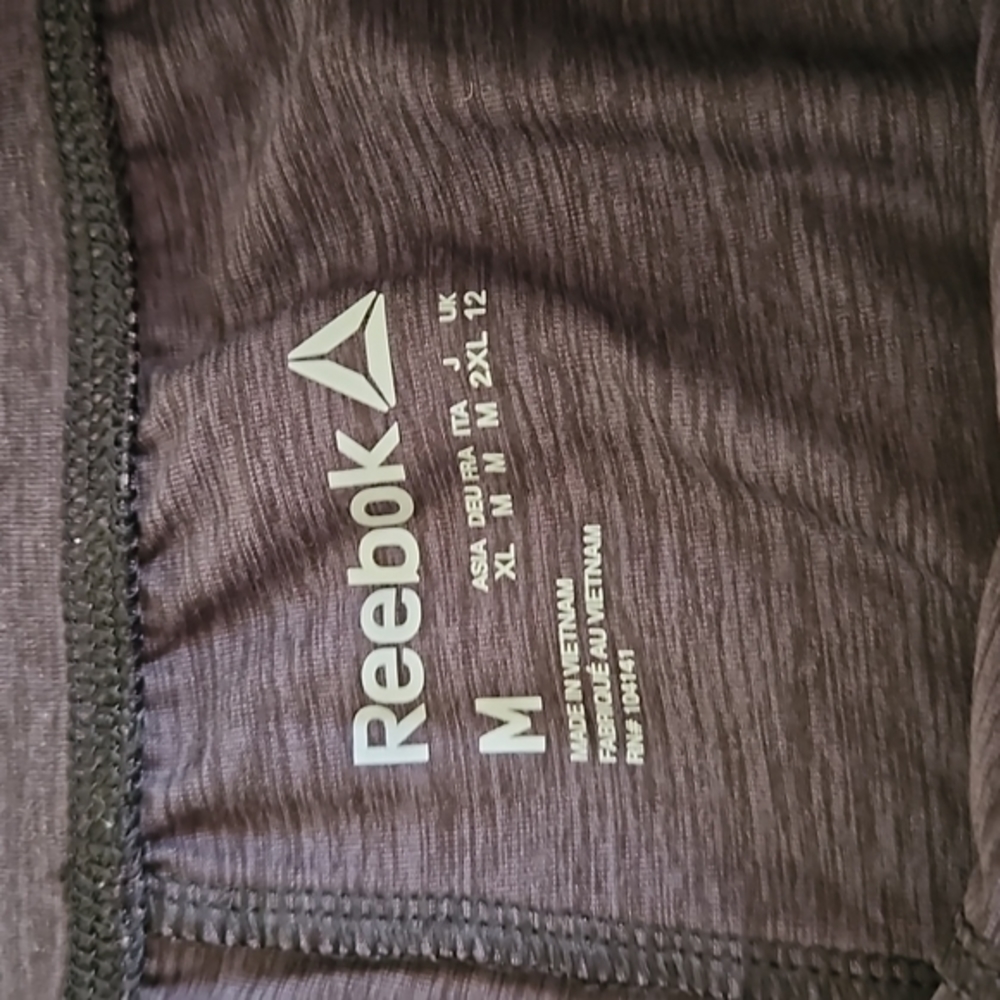 Medium Reebok Running Shorts‎ - Picture 2 of 3